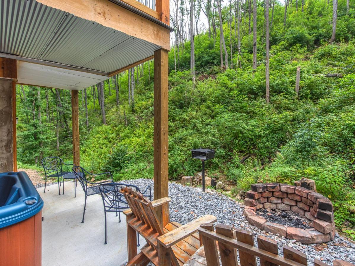 Bearly Hidden Villa Gatlinburg Exterior foto